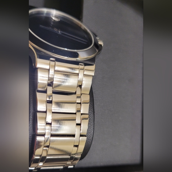 Movado Watch Mens Sliver Sapphire Crystal.. NEW! - Picture 5 of 14